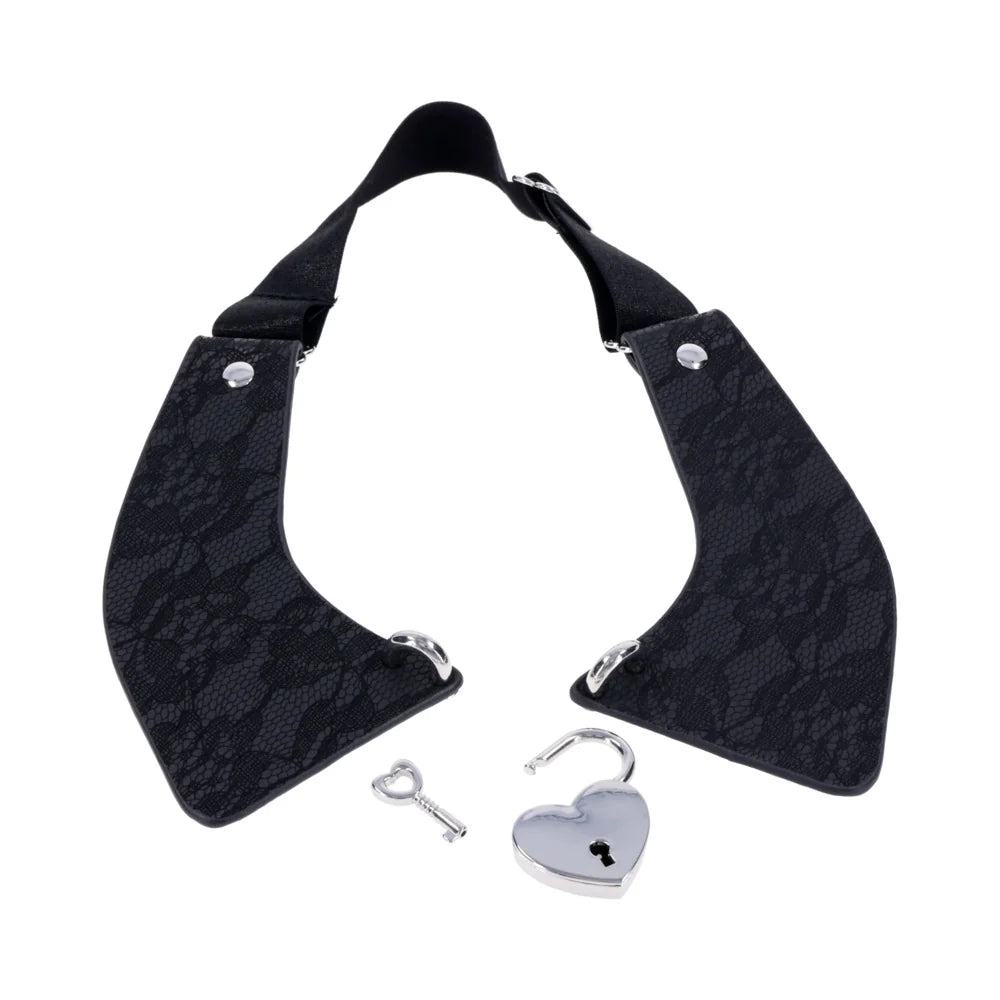 Heartbond Lace Day Collar