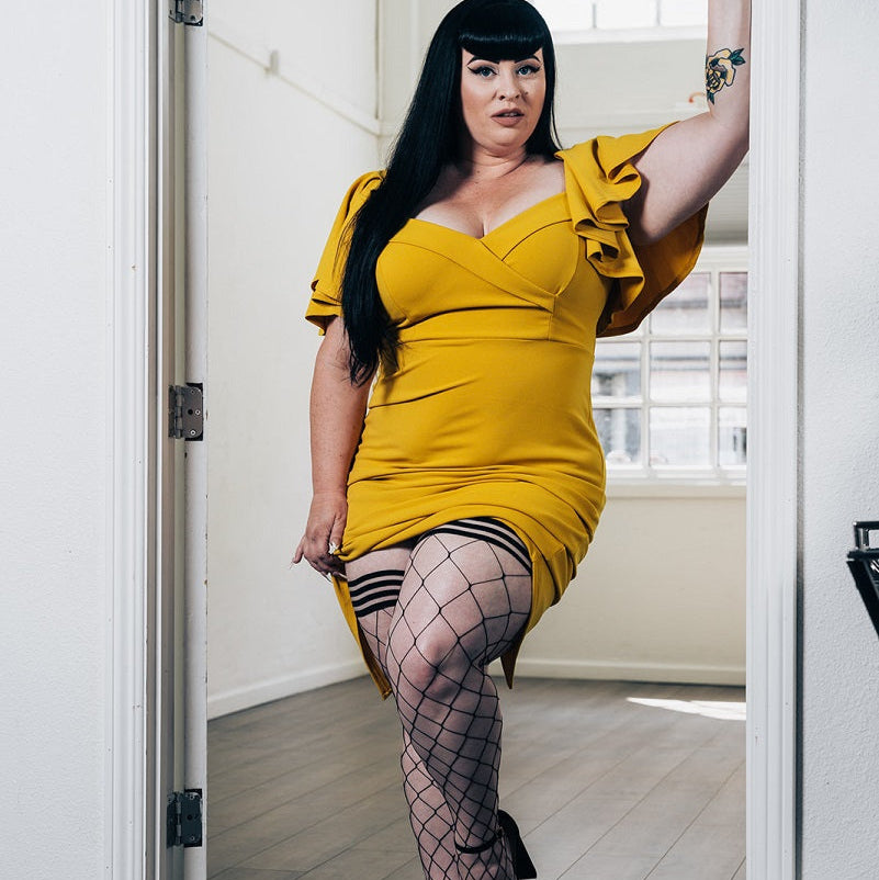 Michelle: Here's a netting they won't soon be forgetting. Petite to Plus Size Thigh Highs